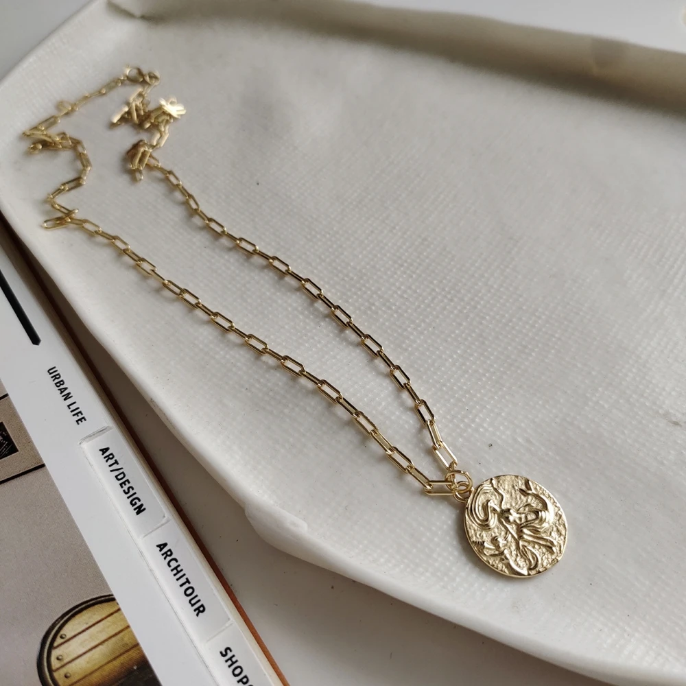 Популярное винтажное ожерелье с медальоном и золотой цепью серебряное круглым в