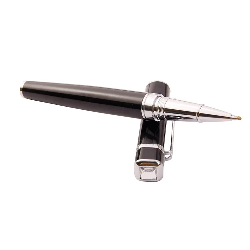 

Металлическая гелевая ручка MONTE MOUNT серебристого цвета