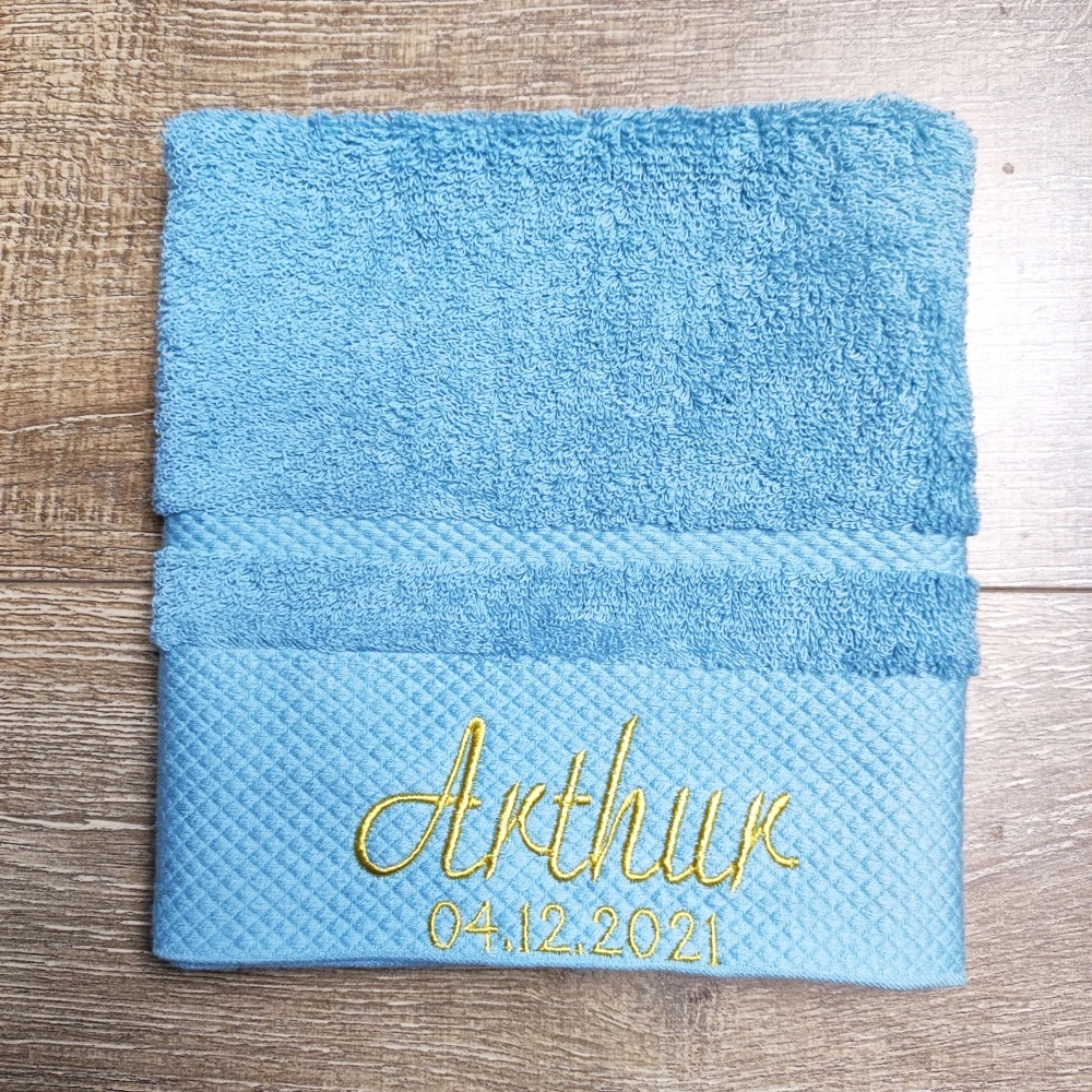 

Light blue 70x140cm 100% Cotton Bath Towels Hotel SPA Club Sauna Makeup and Nail Shop Beauty Free Custom LOGO Its Name birthday