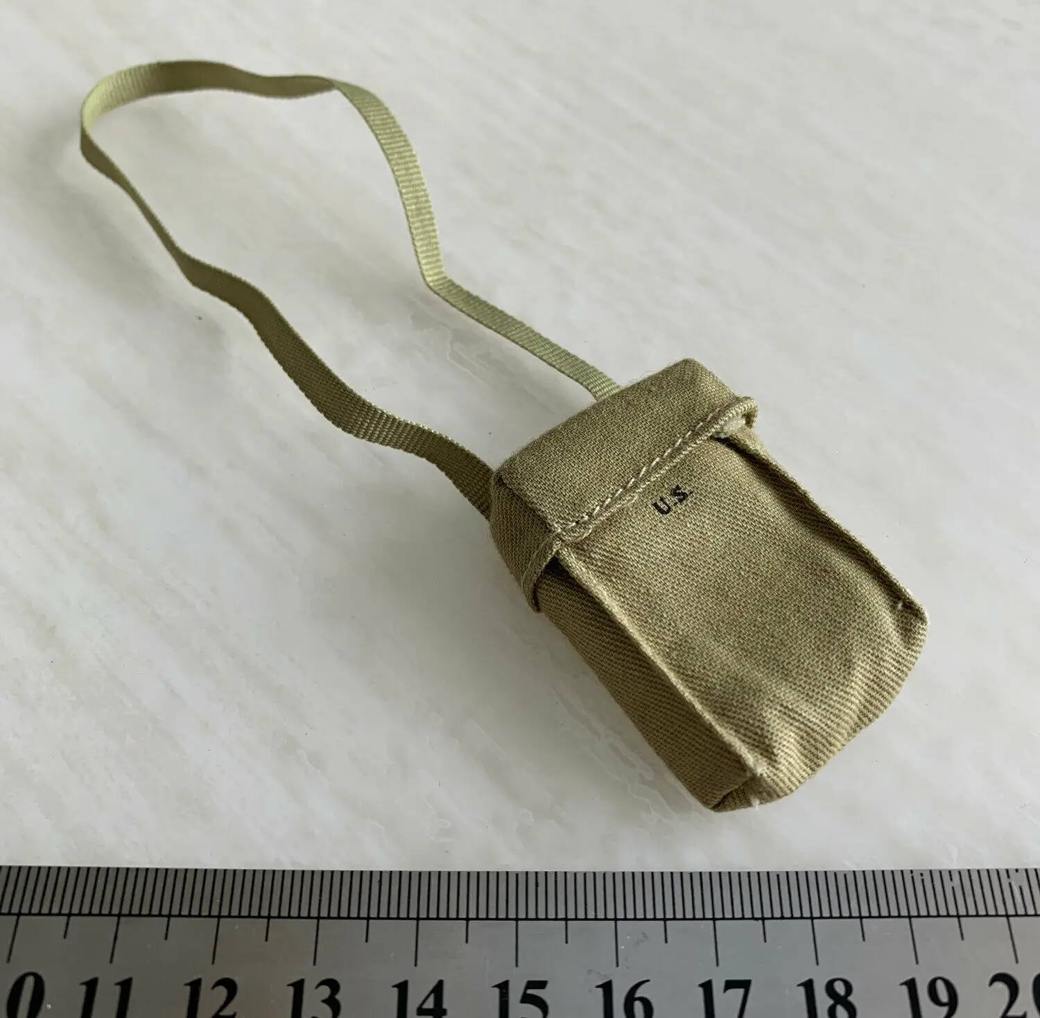 

1/6 Scale WWII U.S. Army Yellow Satchel Model for 12" Action Figure Doll Toys