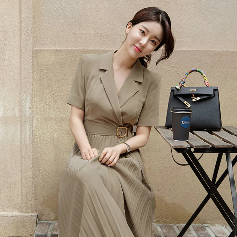 

2020 summer dress new Korean temperament suit collar waist pleated big swing professional dress women