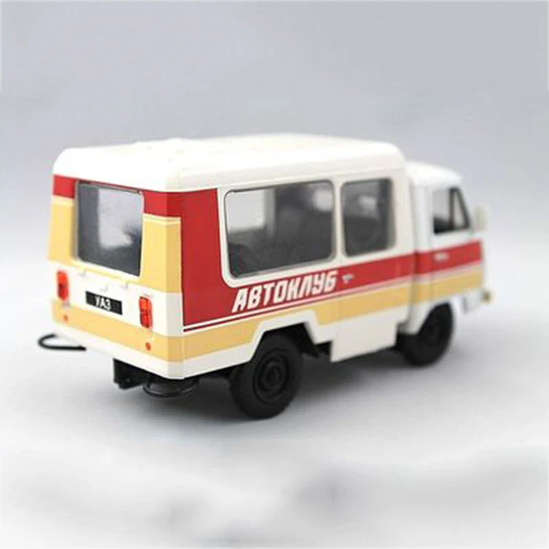 1/43 весы сплав литье под давлением металлический автомобиль русский УАЗ T12