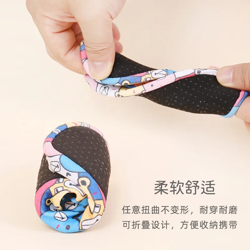 Calcetines de dibujos animados para beb&eacute;, con suelas de goma, para reci&eacute;n nacido, Oto&ntilde;o, antideslizantes, calzado suave para ni&ntilde;o, 1-8-2