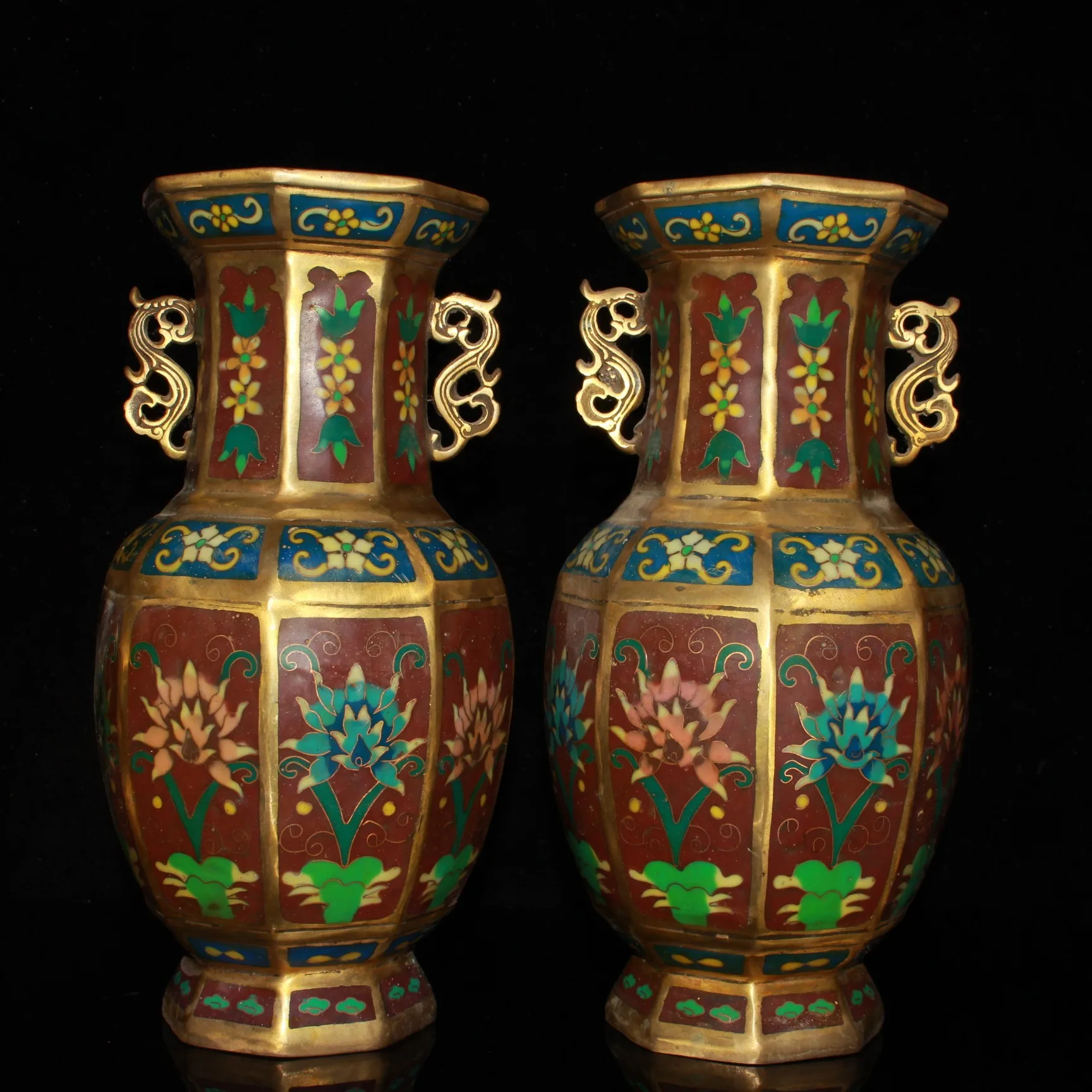 

Chinese antique vase 1 Pair Of Old handmade Copper Cloisonne Vase Home Decoration,Bottom With Ming Dynasty Mark