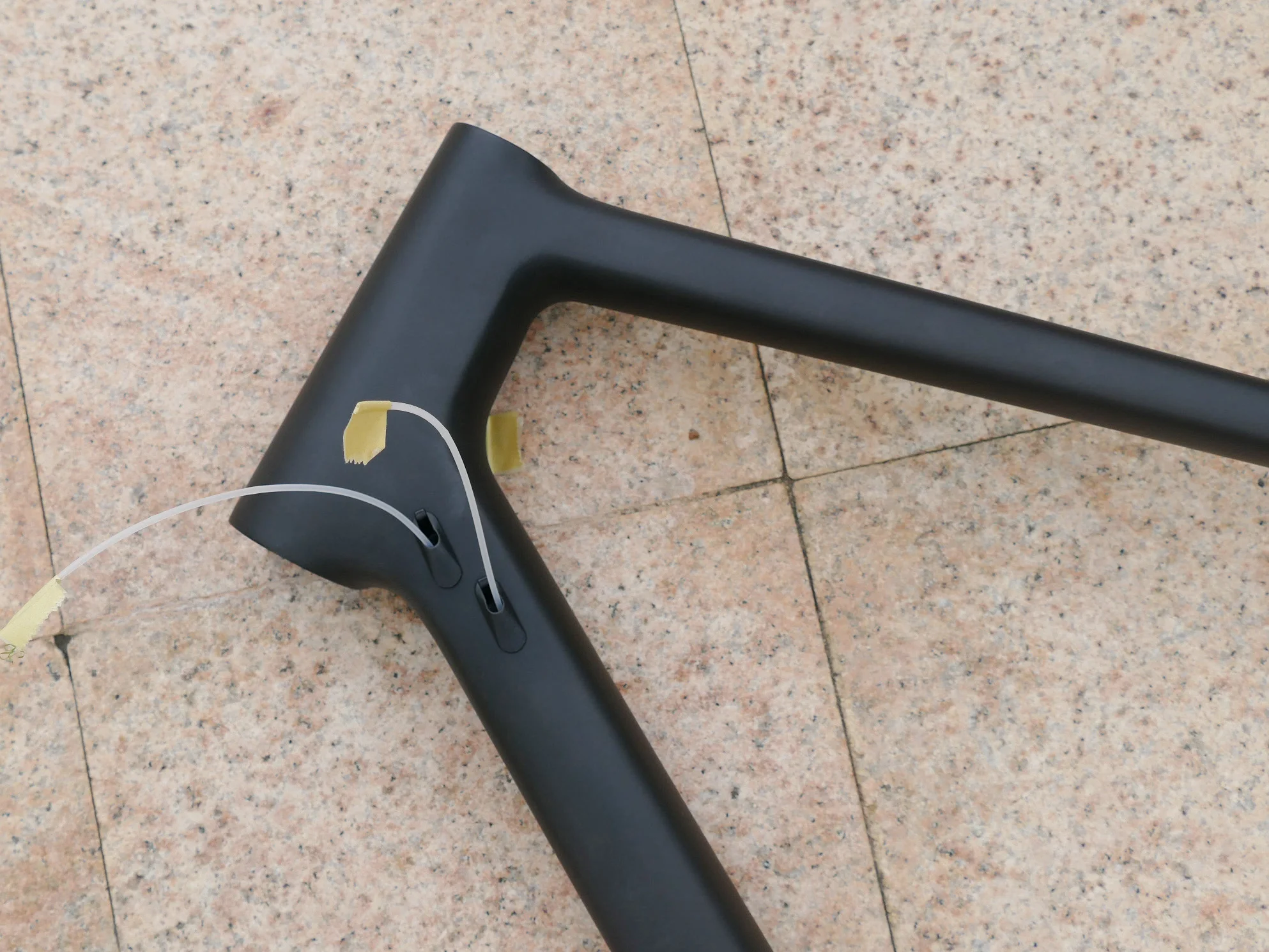 Велосипедный дисковый тормоз Toray Carbon матовый для циклокросса BSA BB30 54 см сквозная