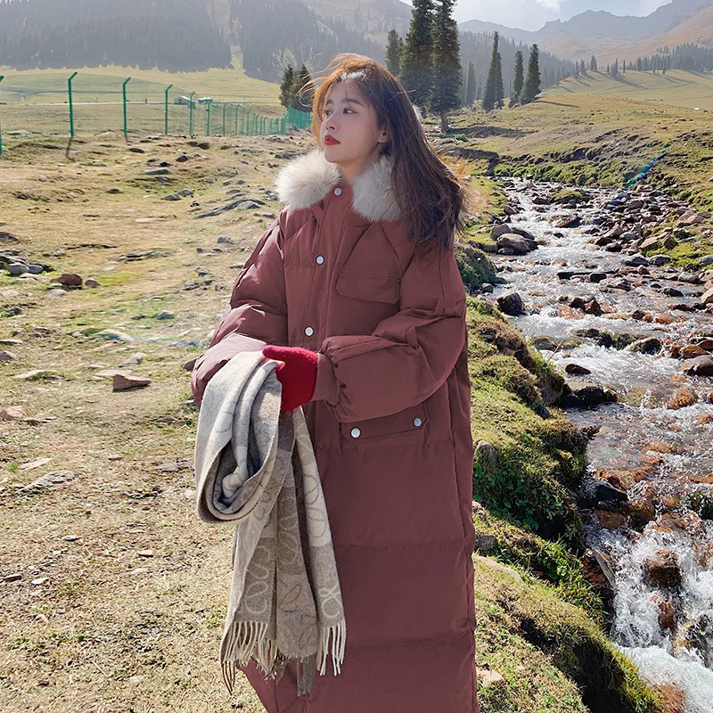 

Новая куртка средней длины с большим меховым воротником, Женское зимнее маленькое Стеганое пальто, куртка, плотное свободное Стеганое пальто