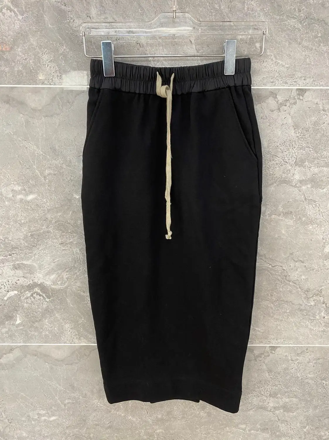 

High Quality 2021FW Women Casual Black Midi Fashion Skirt For Ladies Tutu