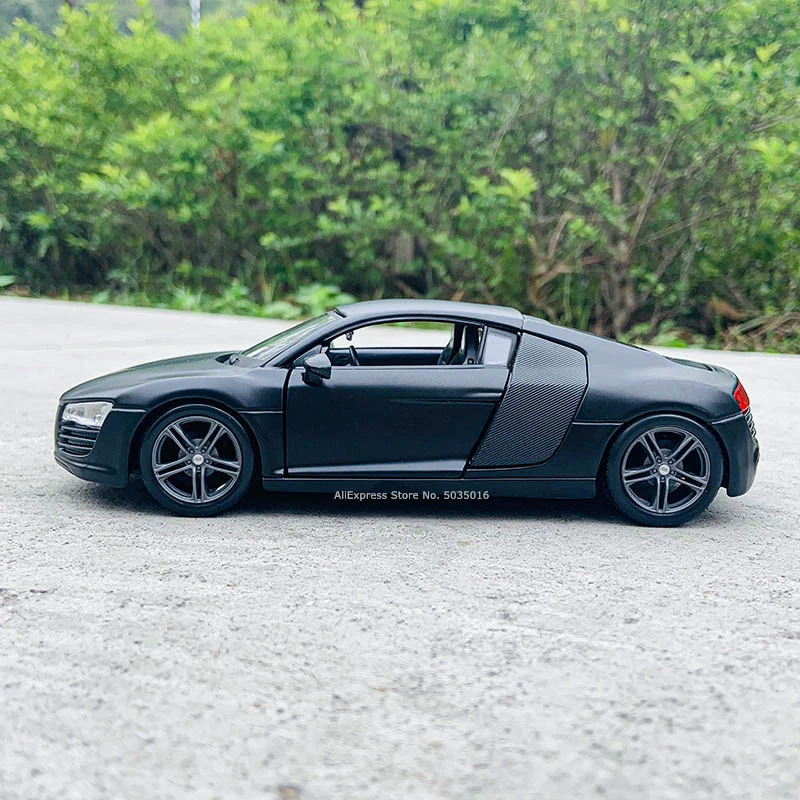 Спортивный автомобиль Maisto 1:24 Audi R8 авторизованный производитель модель