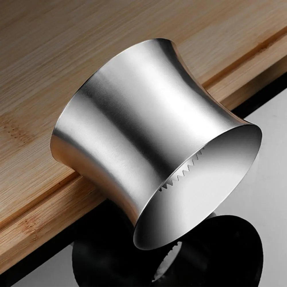 

Corn Stripper Food Grade Sharp Stainless Steel Cob Stripper Fruit Vegetable Tools for Kitchen Cob Remover Kitchen Tools