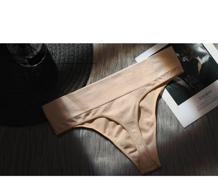 

Seamless Women Underwear Brief Intimate Lingerie G-String String Lady Briefs Thongs Women Sexy T-back Soft Mid -waist Plus Size