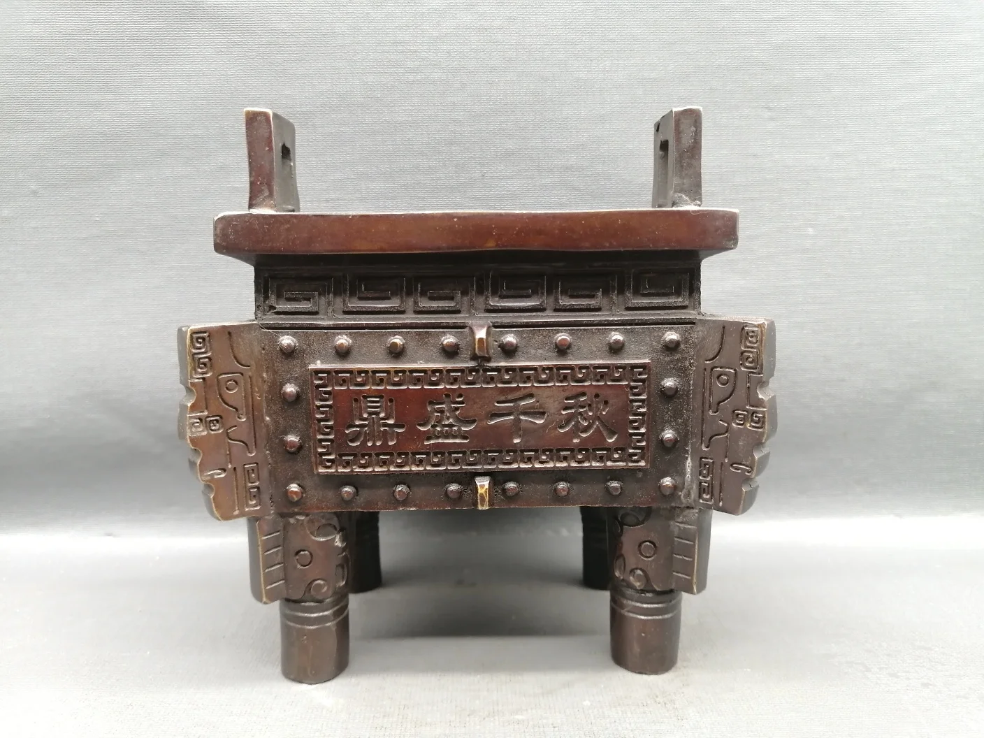 

Home Decorations Gifts,Antique Collection Old Chinese Copper Four-pointed tripod Censer/Metal Incense Burner