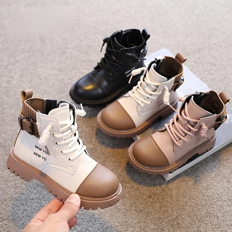 

Демисезонные детские кремовые Ботинки Челси, кожаные водонепроницаемые детские модные ботинки Martin для мальчиков и девочек, высокие кроссо...