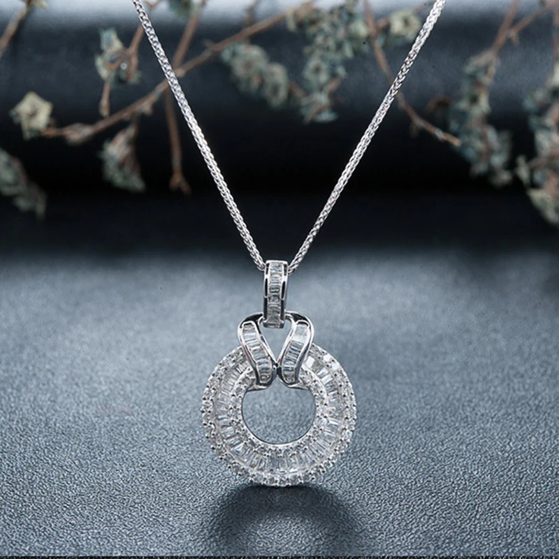 

Huitan Bling Bling Pendant Necklace for Women Luxury Wedding Engagement Accessories with Dazzling Cubic Zirconia Fashion Jewelry