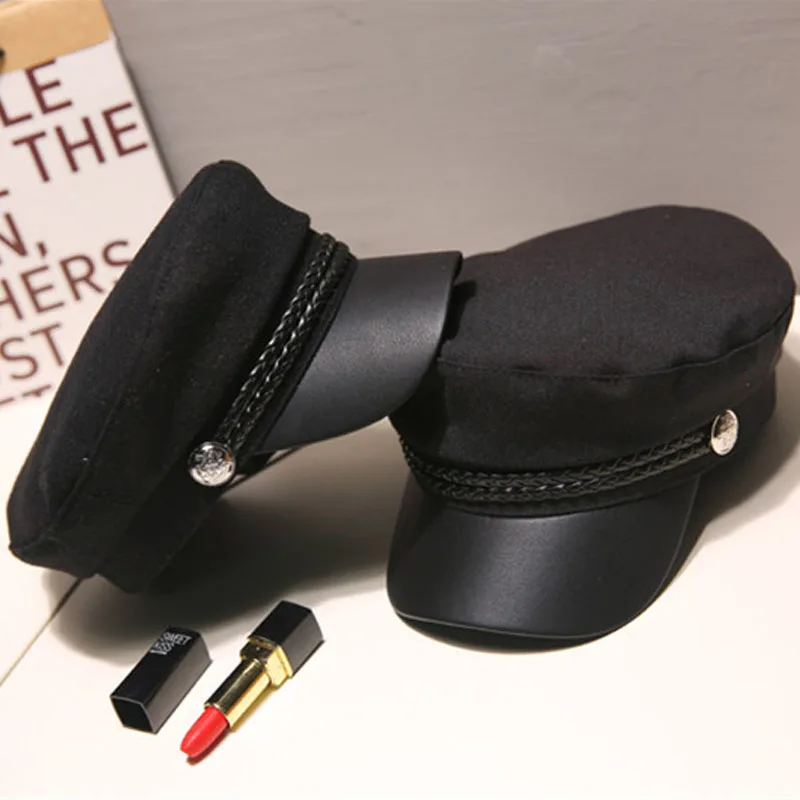 

Fashion Unisex PU Leather Military Hat Spring Autumn Sailor Hats for Women Men Black Grey Flat Top Captain Cap Travel Cadet Hat