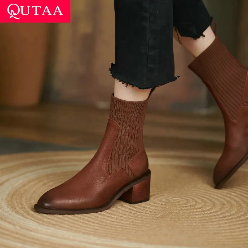 

QUTAA 2022 Retro Round Toe Knitting Ankle Boots Square Med Heel Women Shoes Autumn Winter Cow Leather Short Boots Size 34-39