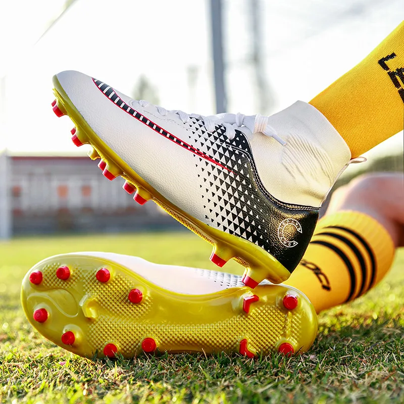 

2021 New Football Shoes Men Non-slip Football Shoes Youth Outdoor Training Shoes TF/AF Professional Large Size Football Shoes