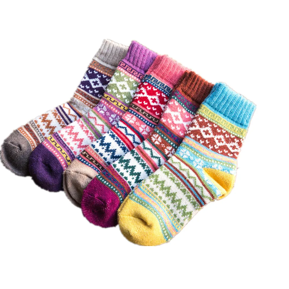 Autumn and Winter Thick Warm Women's Wool Socks 5 PAIRS Thick Women's Socks Warm Socks Woman Socks thick Winter Christmas Gifts