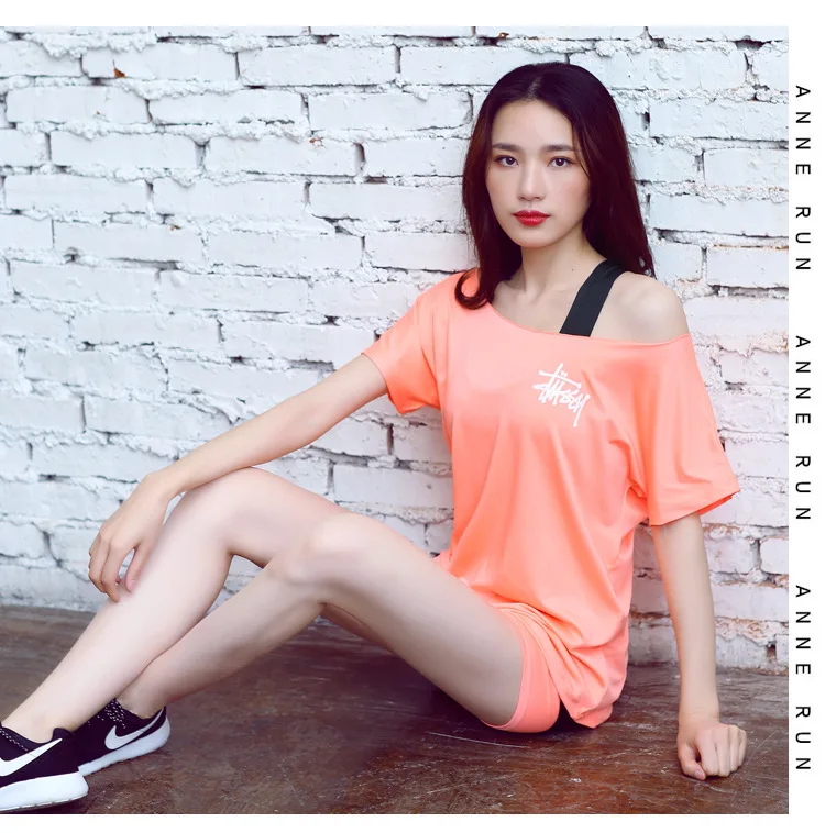 Женская спортивная футболка с коротким рукавом черная белая оранжевая свободная