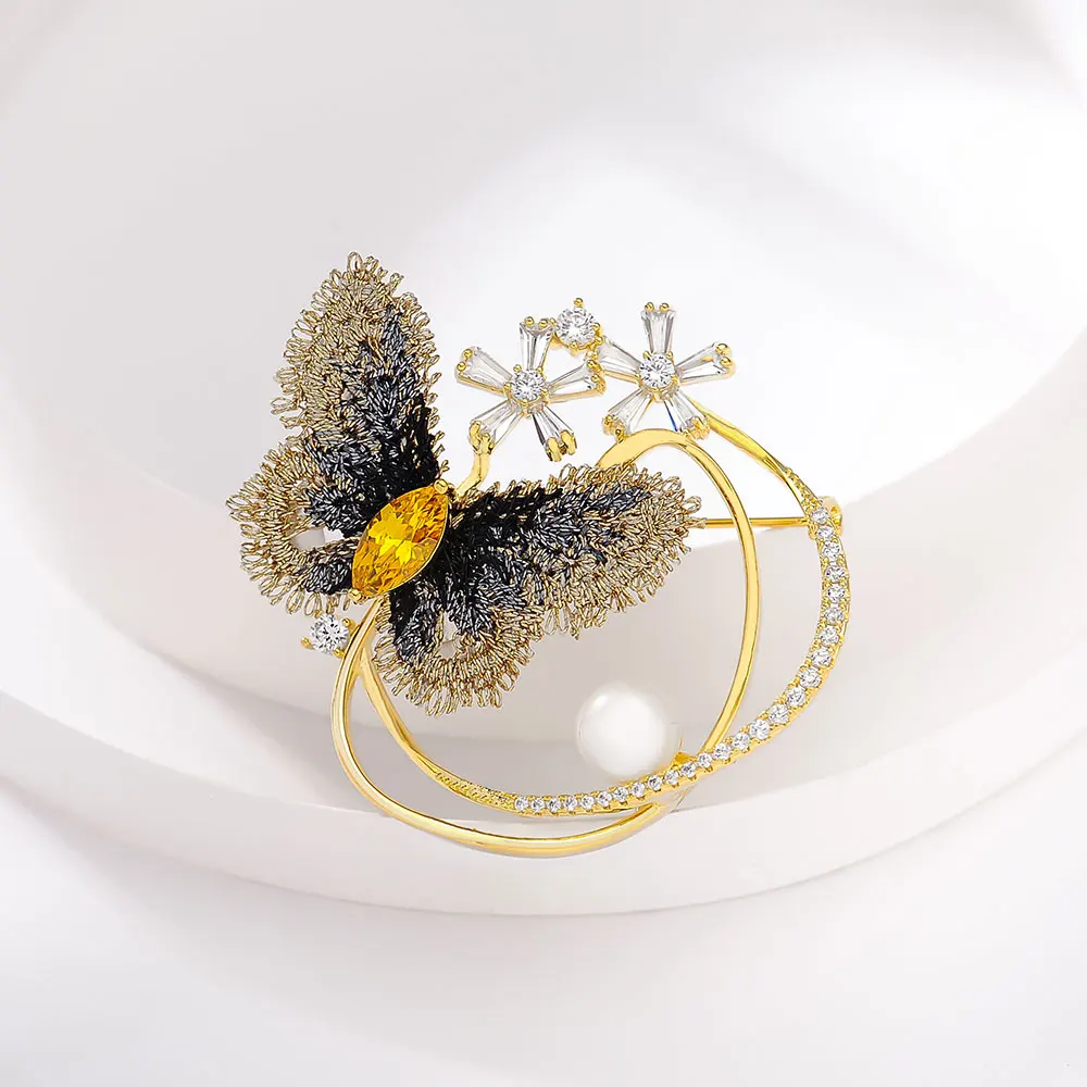 K802847B-001 Viennois Бабочка Брошь с золотой Заколкой цвет красивые модные украшения для женщин - Окраска металла: K802847B-001