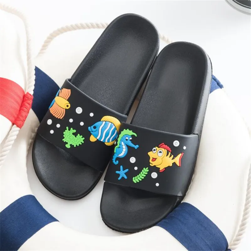 Weoneit/летние одинаковые тапочки для всей семьи папы мамы и детей Нескользящие