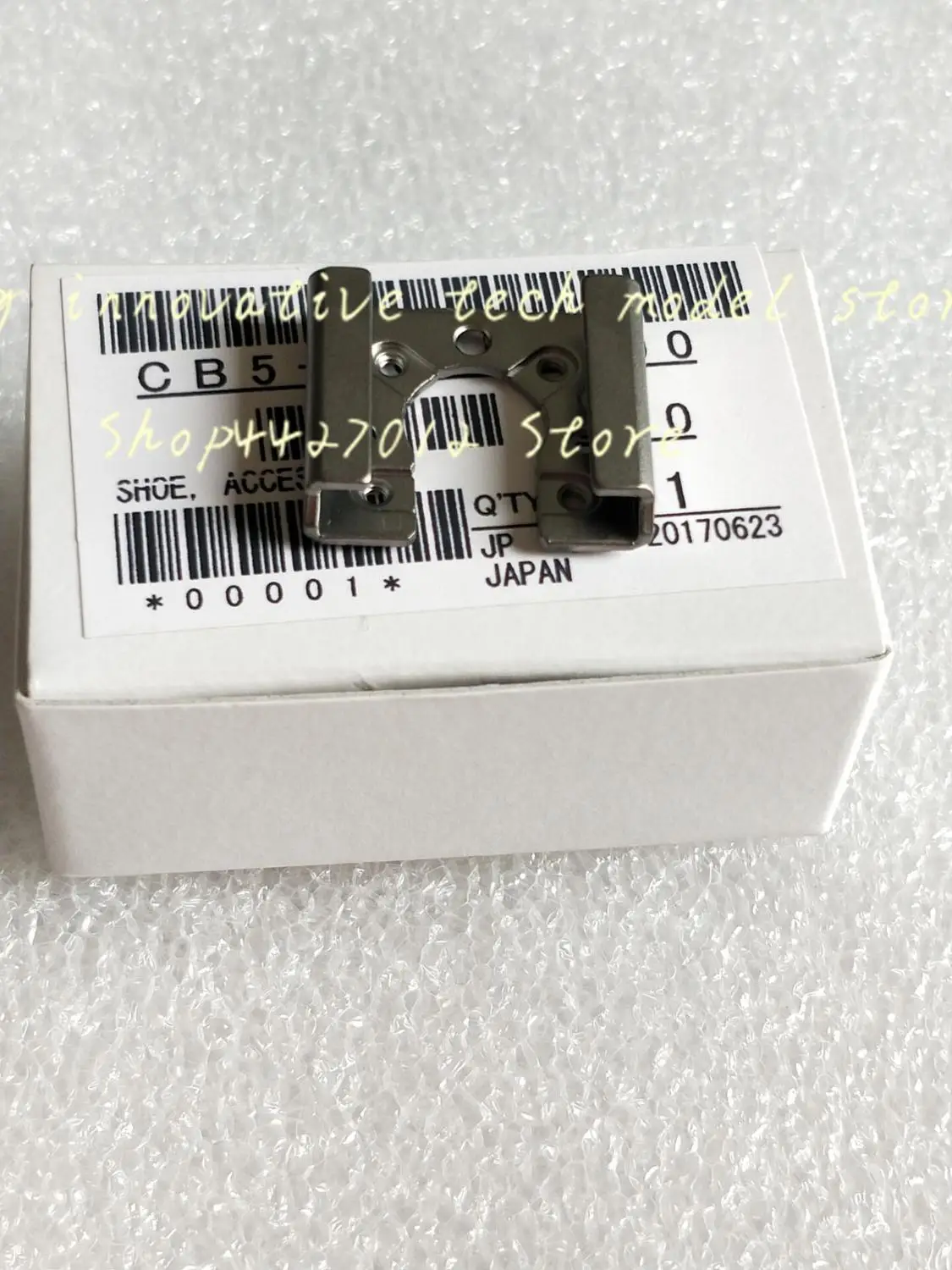 

New Original on the top cover hot shoe unit Repair Part for Canon EOS5DSR 6d2 5D2 5D3 600D 650D 700D 750D 760D 800D 1DX 350DSLR