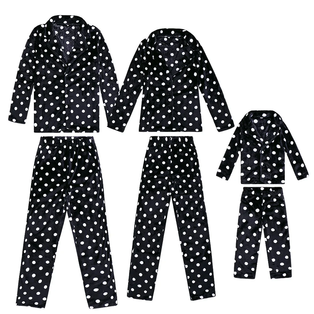 

Зимний новый качественный костюм для родителей и ребенка AliExpress, Теплые Топы для отдыха, фланелевая одежда в горошек для родителей и детей