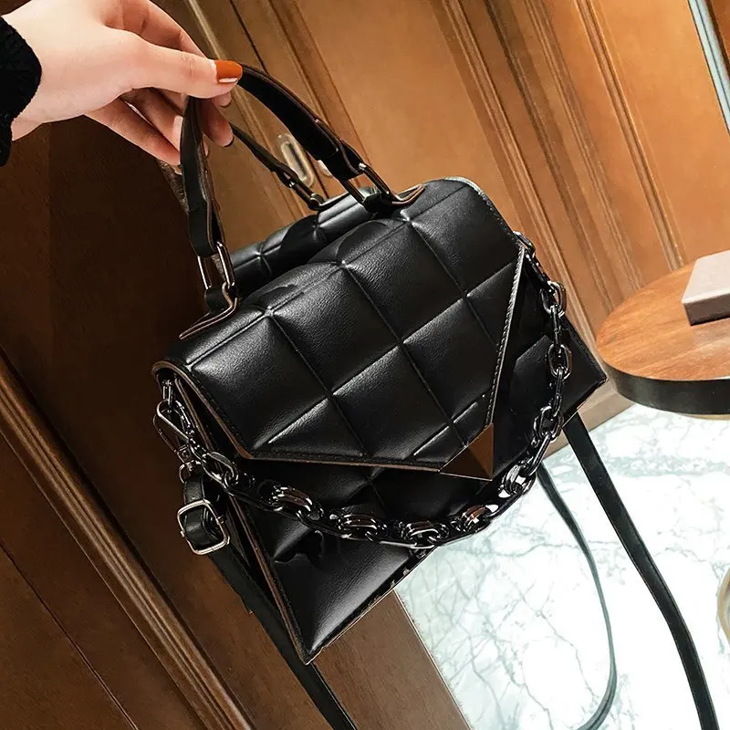 

Fashion Grid Embroider Line Shoulder Bags Female Chains Triangle Cover Crossbody Bag High-End Comfortable Elegant Handbags Sac