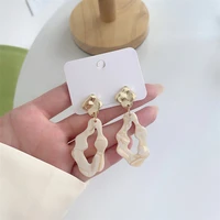 shell acrylic white geometric irregular long drop earrings for women retro natural fashion romantic valentine date jewelry gift