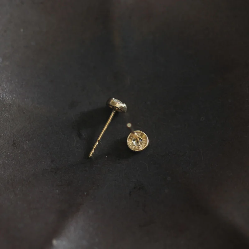 Уникальные вихревые серьги с шипами из твердого золота 9 к миниатюрные Изящные