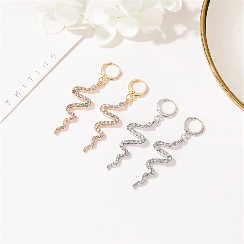 Женские серьги-кольца в форме змеи золотистого и серебристого цвета | Украшения