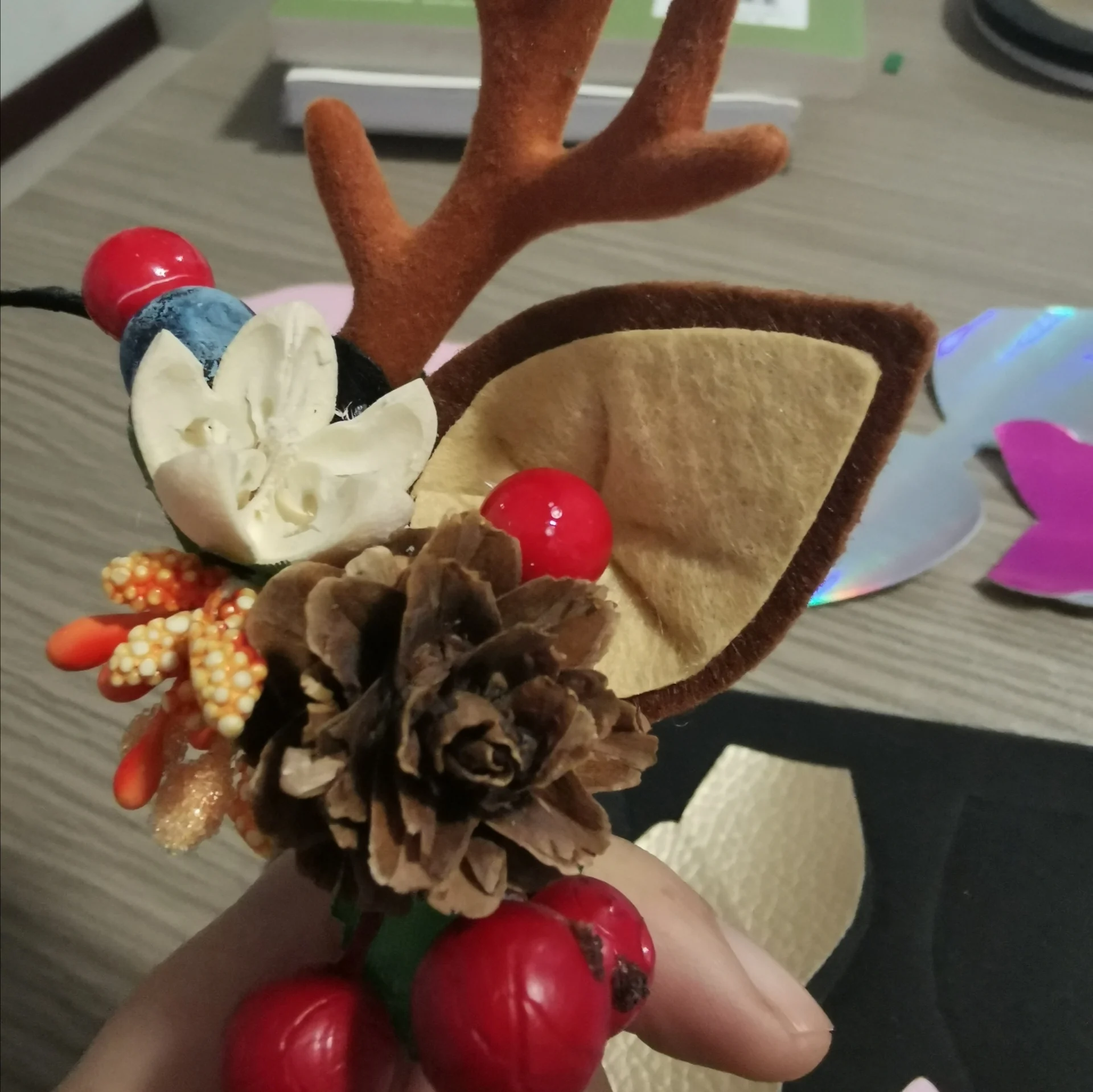 

Деревянная высечка Северного уха