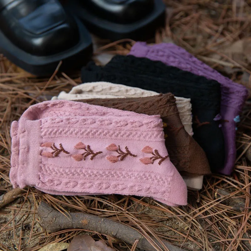 5 Pairs Women Socks  Set Autumn Winter Retro Pure Cotton Ruffle Breathable Cute Socks Floral Japanese Jacquard Middle Tube Hyuna