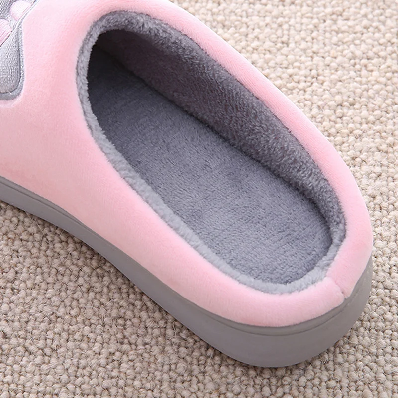 

House Slippers Fluffy Fur Warm Shoes On Slippers Soft Slip Women Lucky Cat Couple Slippers Winter Slippers Unisex Indoor