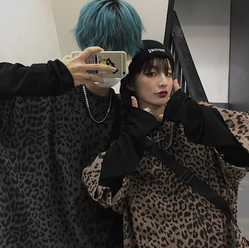 

Ins Streetwear Leopard Print Fake Two Pieces Tops Loose Long Sleeve T-shirts Women's Clothing Bf Tees Unisex Hipster Autumn New