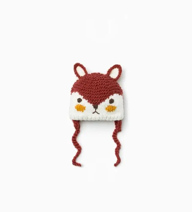 

Children knitting cute fox-shaped knitted wool hats
