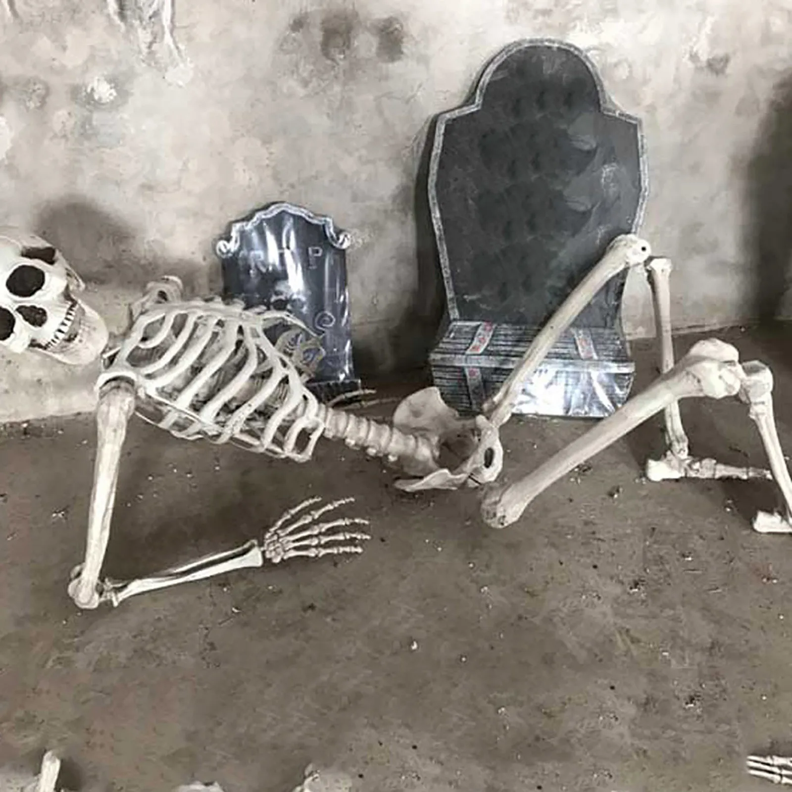 Halloween Skeleton Human Bone Material Seven Adjustable Joints Can be Suspended from Ceiling Suitable for Prank Themes | Дом и сад
