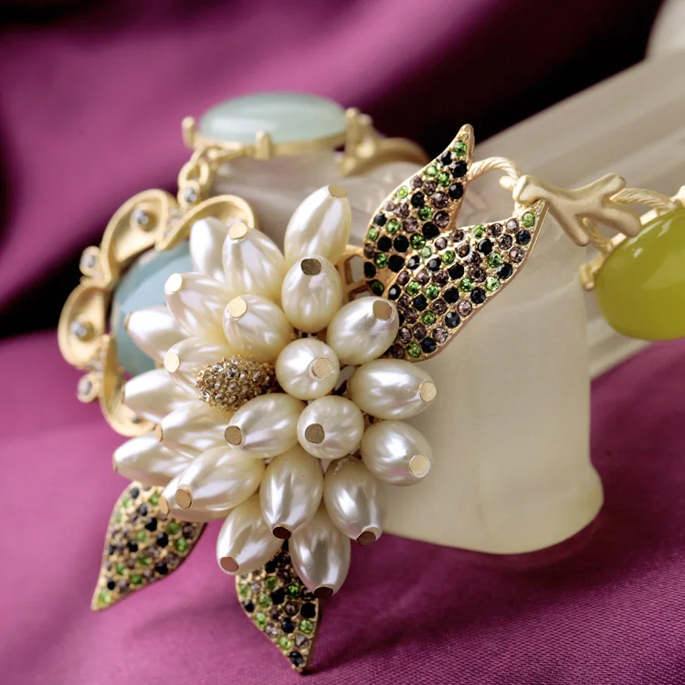 Ожерелье с имитацией цветов гиперболы balanстенда из акрила кристаллами |