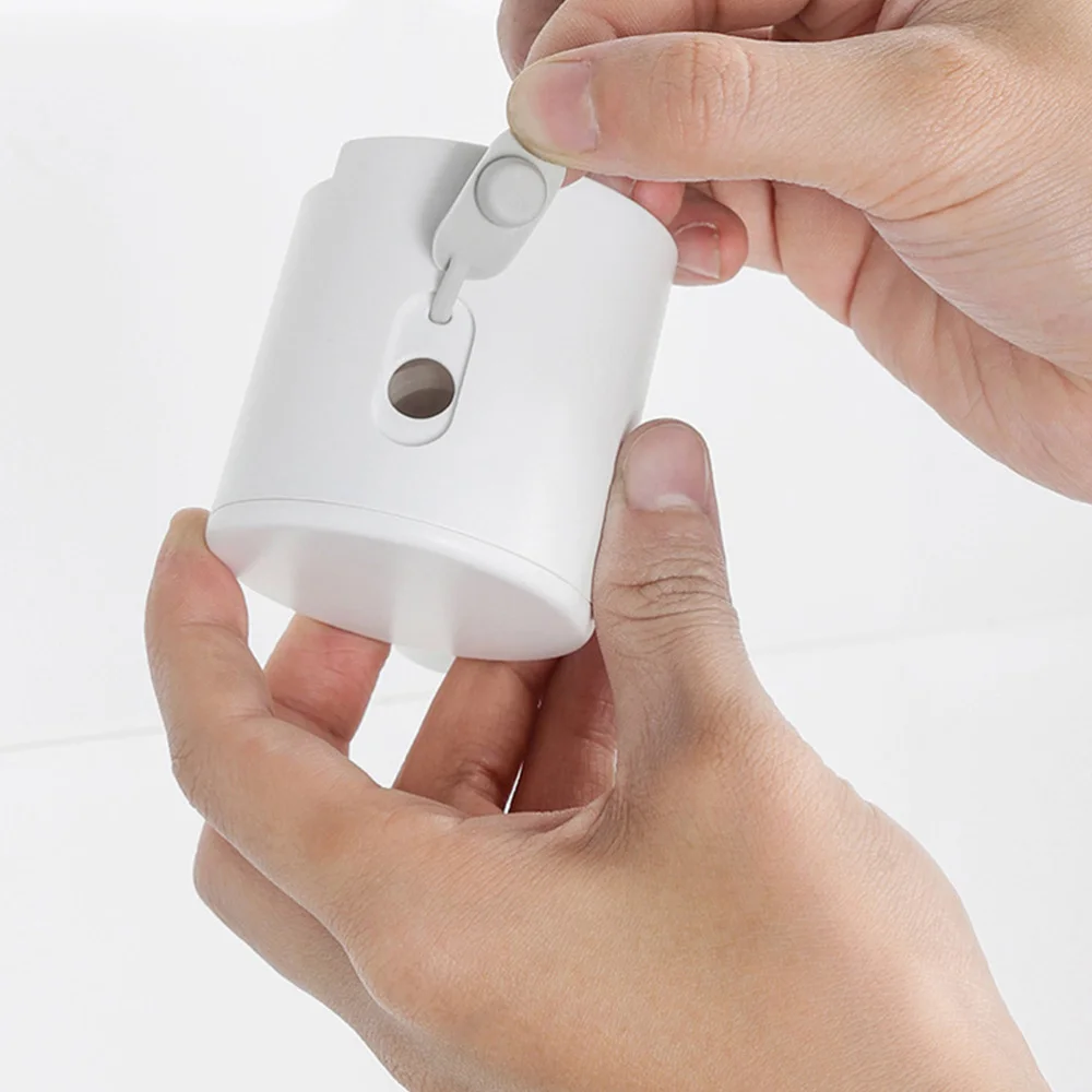 

1pc Holder Universal Punch-free Shower Nozzle Holder Bracket (White)