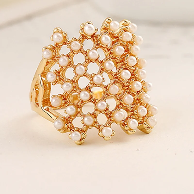 

Women's new Pearl hollow ring exquisite jewelry ring party anniversary gift wedding jewelry gift