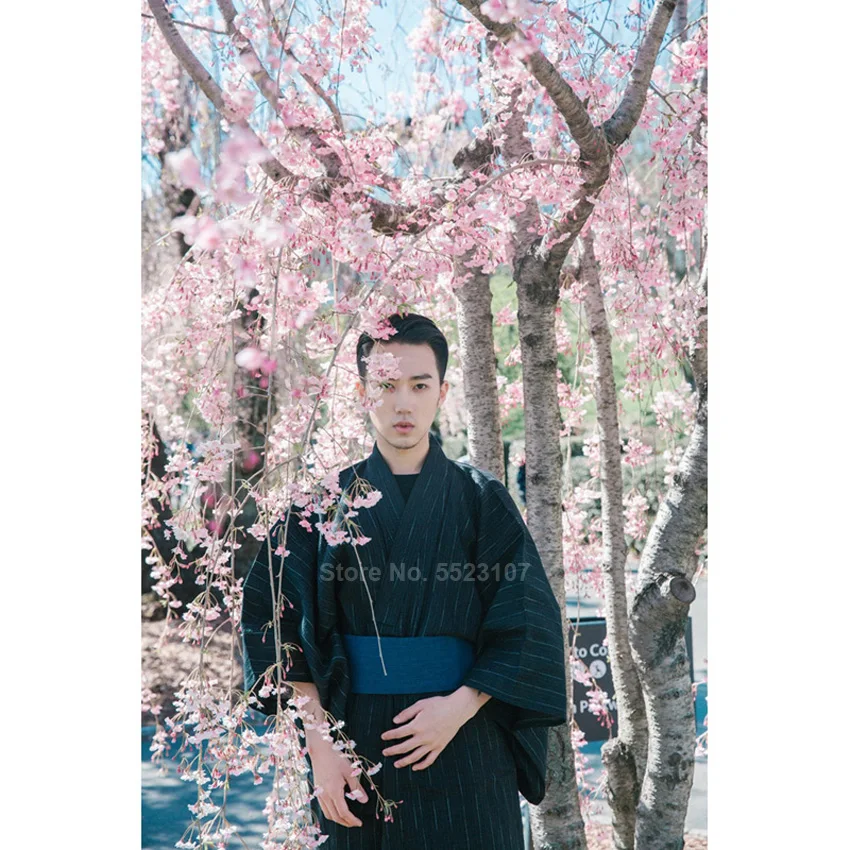 Пижамный комплект мужской из 2 предметов традиционное кимоно халат с V-образным