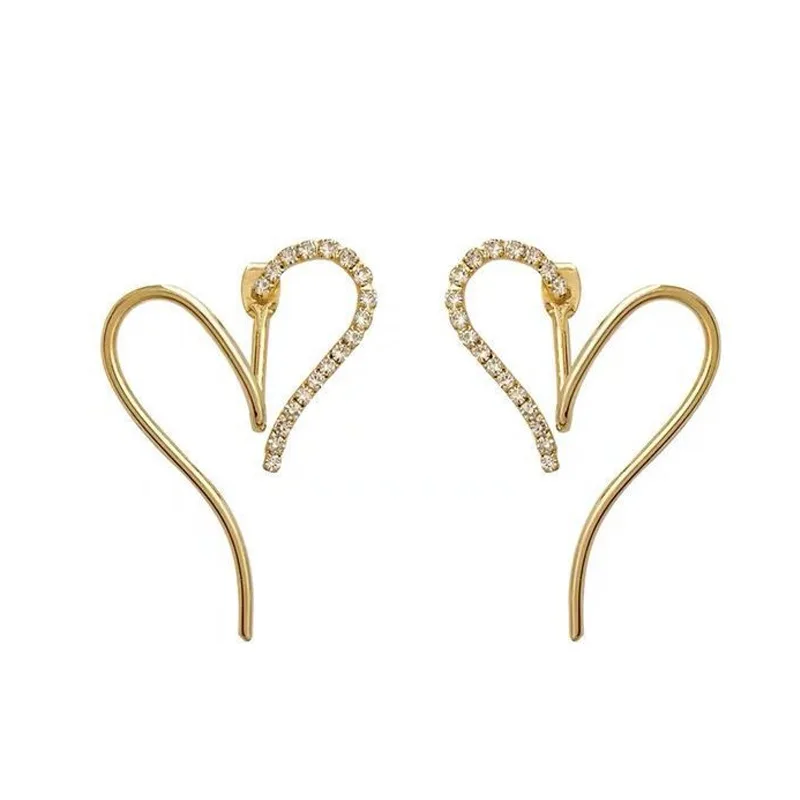 

Simple Love Earrings for Women Heart-shaped Ear studs summer ins cool wind wild temperament ear jewelry