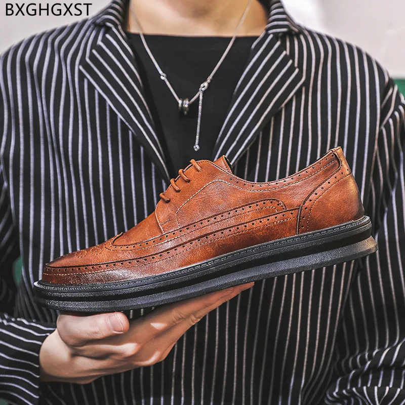 

Patent Leather Shoes Men Classic Party Shoes for Men 2023 Luxury Designer Casual Business Shoes Men Chaussure De Homme Zapatos