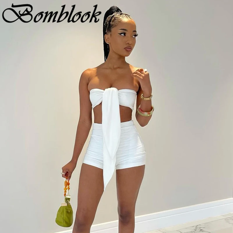 

Bomblook Sexy Party Club Women's Suit Summer 2021 Solid Lace Up Strapless Shirring Shorts Sets Vetement Femme Streetwears