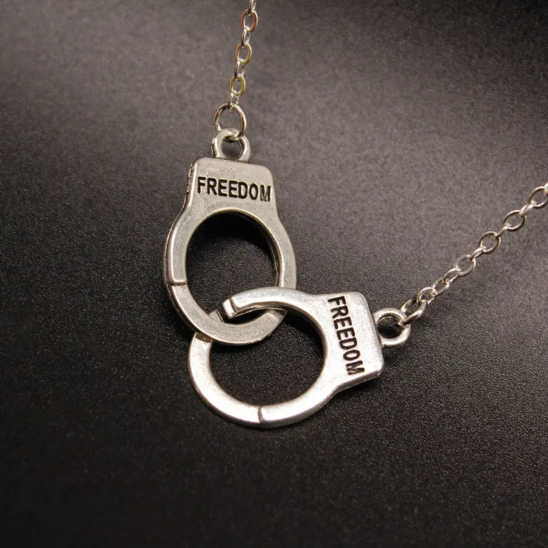 Модное ожерелье с подвеской наручниками длинная металлическая цепочка в уличном