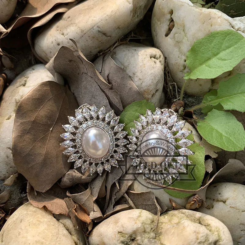 Классические серьги-гвоздики с серебряным покрытием и кубическим цирконием |