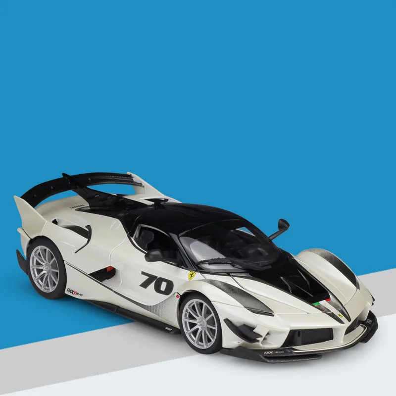 Bburago литая под давлением модель спортивного автомобиля FXX K EVO 1:18 из металлического сплава Высокая симуляция автомобилей с базой Игрушки для мальчиков подарки для мальчиков