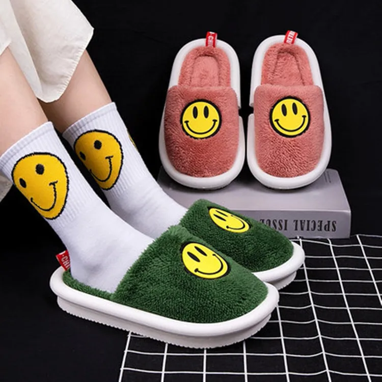 

2021 WinterHouse Girls Fur Slippers Cute Smiley Pattern Women Fluffy Slippers Winter Warm Bedroom Ladies Cotton Plush Shoes