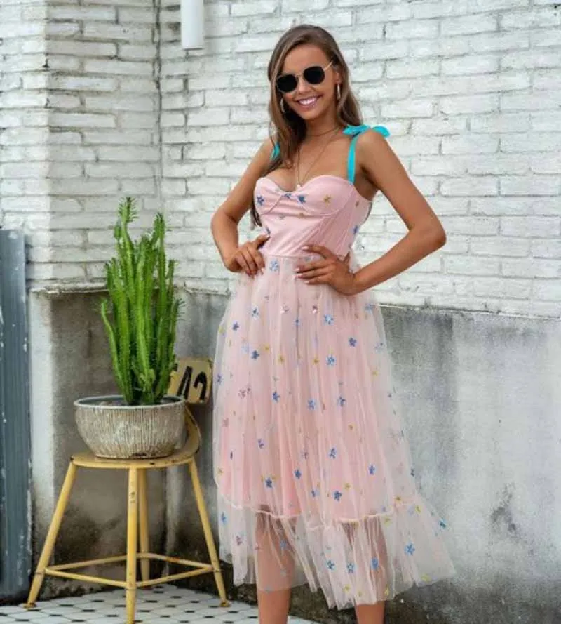 

Cultiseed Women Summer Sweet Star Sequined Embroidery Strapless Bow Spaghetti Strap Mesh Party Dress Female Holiday Beach Gowns