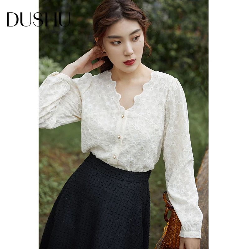 

DUSHU Sexy floral embroidery chiffon blouse shirt Women v neck white vintage shirt Female long sleeve elegant blouse plus size