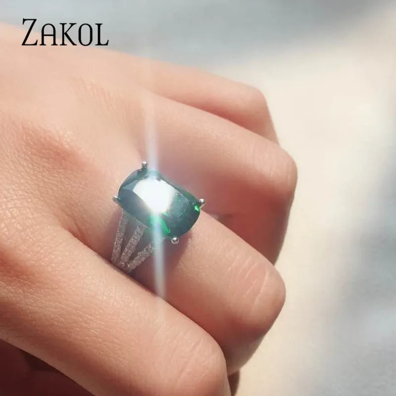 ZAKOL классическое кольцо с кристаллом циркония большой зеленый квадратный камень